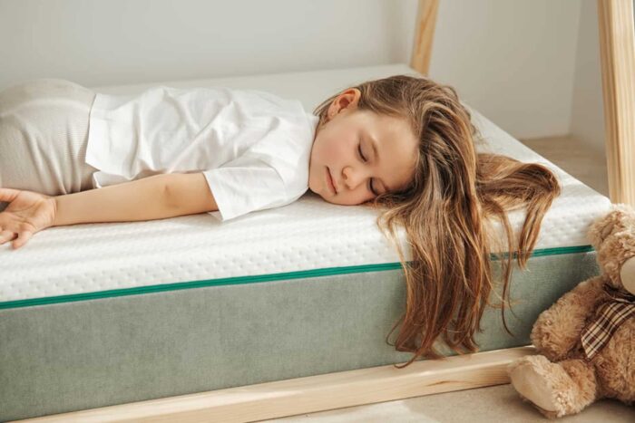 10 consejos para ayudar al niño/a dormir bien. Babykeeper