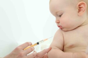 Revisiones y vacunas del bebé en el primer año